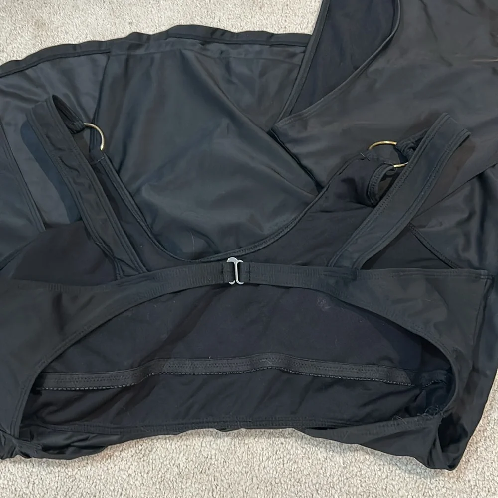 Two Piece Tankini Swimsuit - Picture 5 of 5